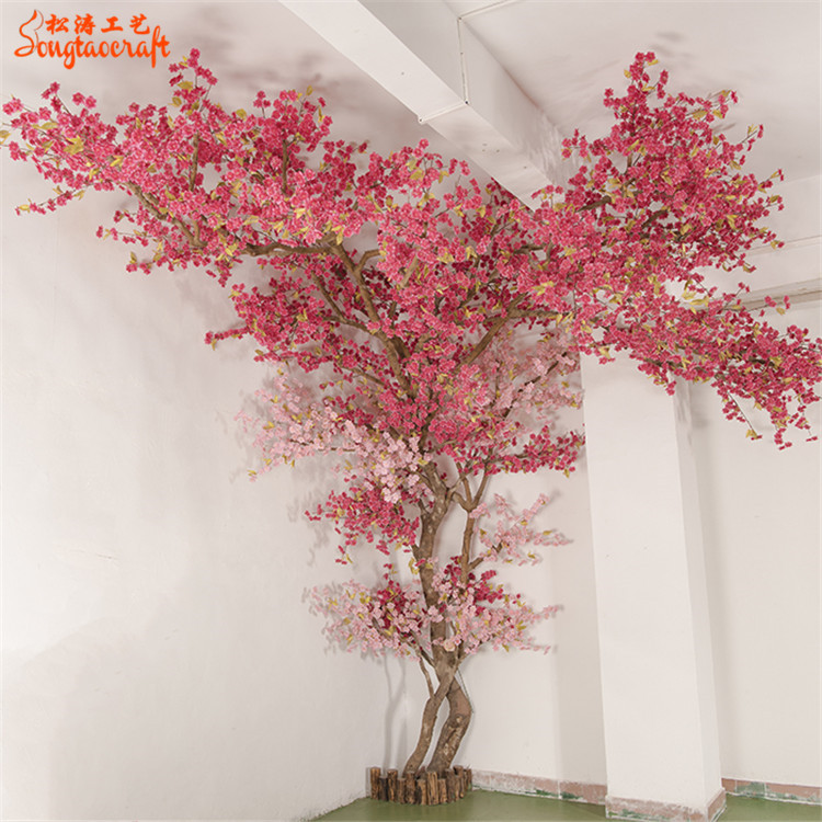 辦公室墻角仿真桃花樹(shù)